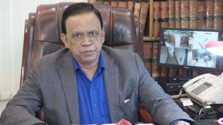 বিচারককে ডিম মারা আইনজীবীদের বার কাউন্সিল সনদ বাতিল করা হবে